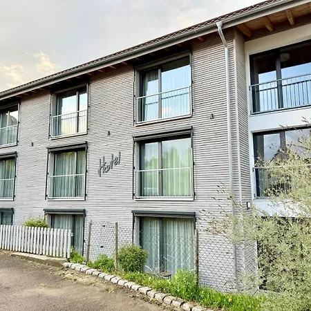 Holzscheiter 3* Lottstetten