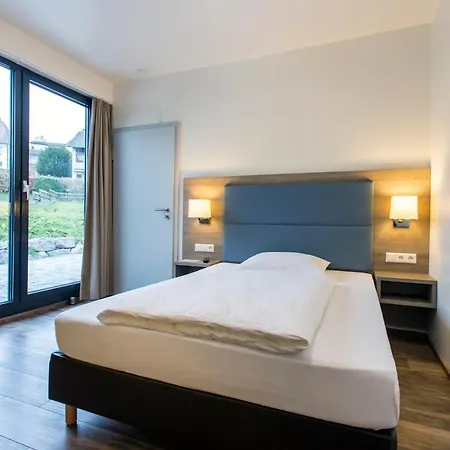 Holzscheiter 3* Lottstetten