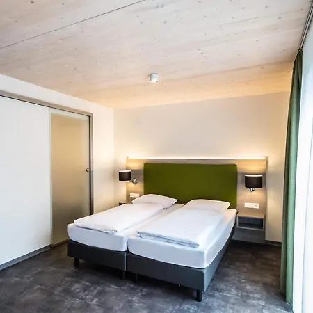 Holzscheiter 3* Lottstetten